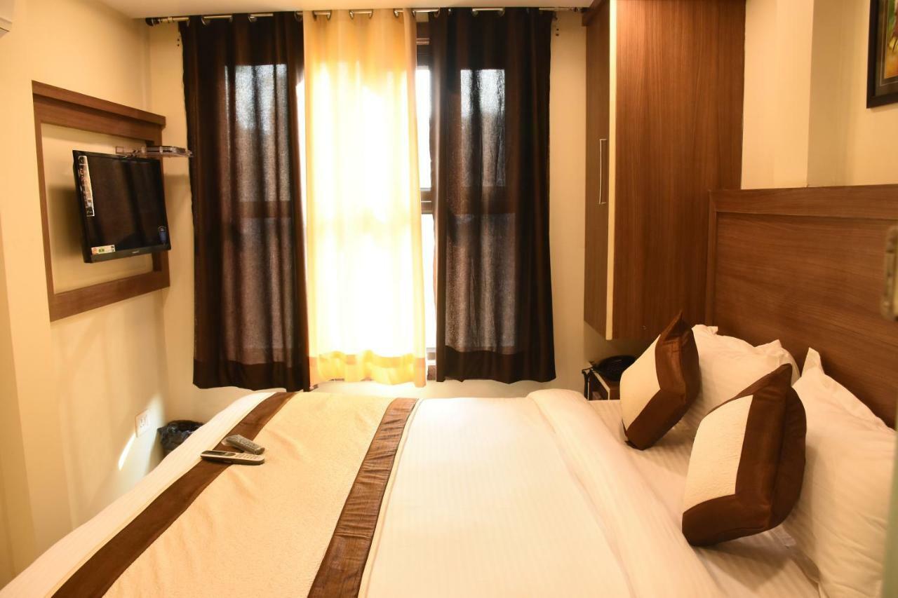Hotel Kaushal Palace نيودلهي المظهر الخارجي الصورة